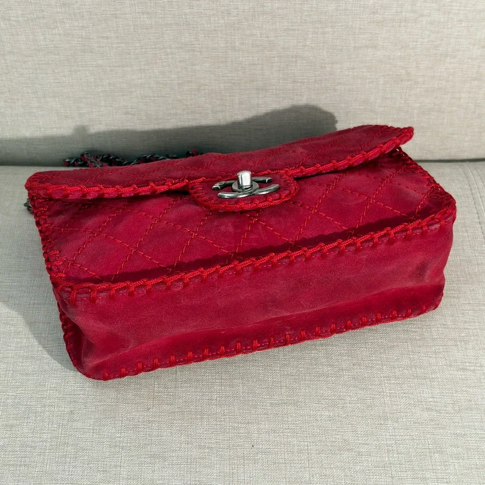 CHANEL Red Suede Whipstitched Classic Flap Medium SHW - Picture 8 of 17